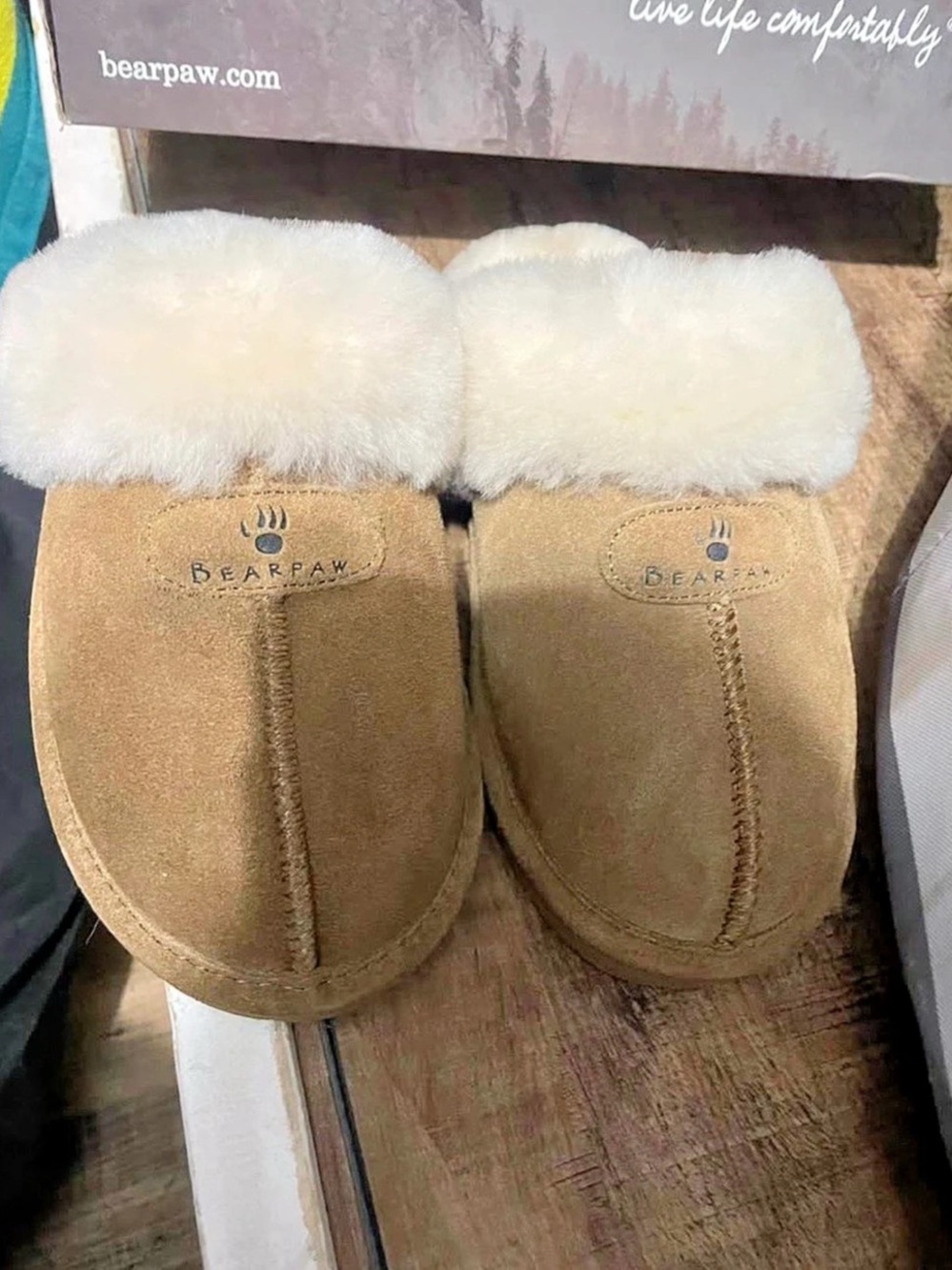 Bearpaw Loki II Slippers (Hickory) US 6